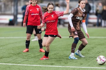 Bild 163 - wBJ FC St. Pauli - Walddoerfer SV : Ergebnis: 3:4